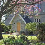 Landhaus Hazel Manor *