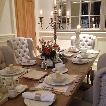 Hazel Manor