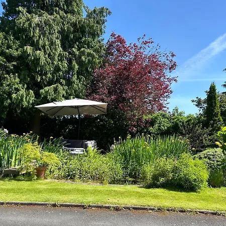 Hazel Manor