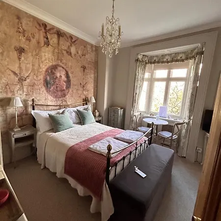 Hazel Manor * 哈罗盖特