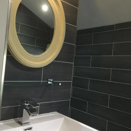 Hazel Manor * Harrogate